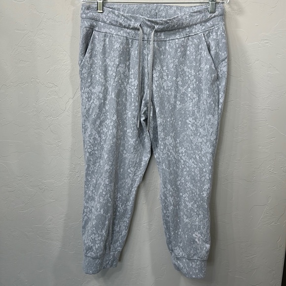Lululemon Ready to Rulu grey crop joggers size 10 - Picture 1 of 12